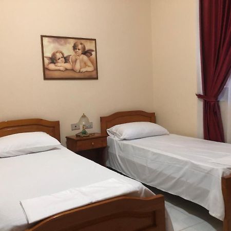 Villa Pepeto Durres Albania Bagian luar foto