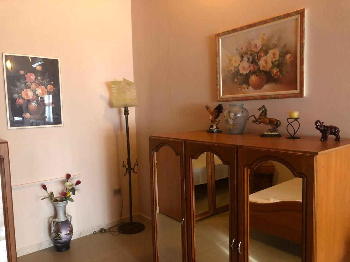 Villa Pepeto Durres Albania Bagian luar foto