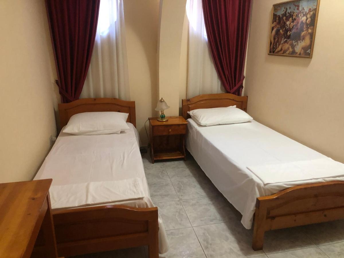 Villa Pepeto Durres Albania Bagian luar foto