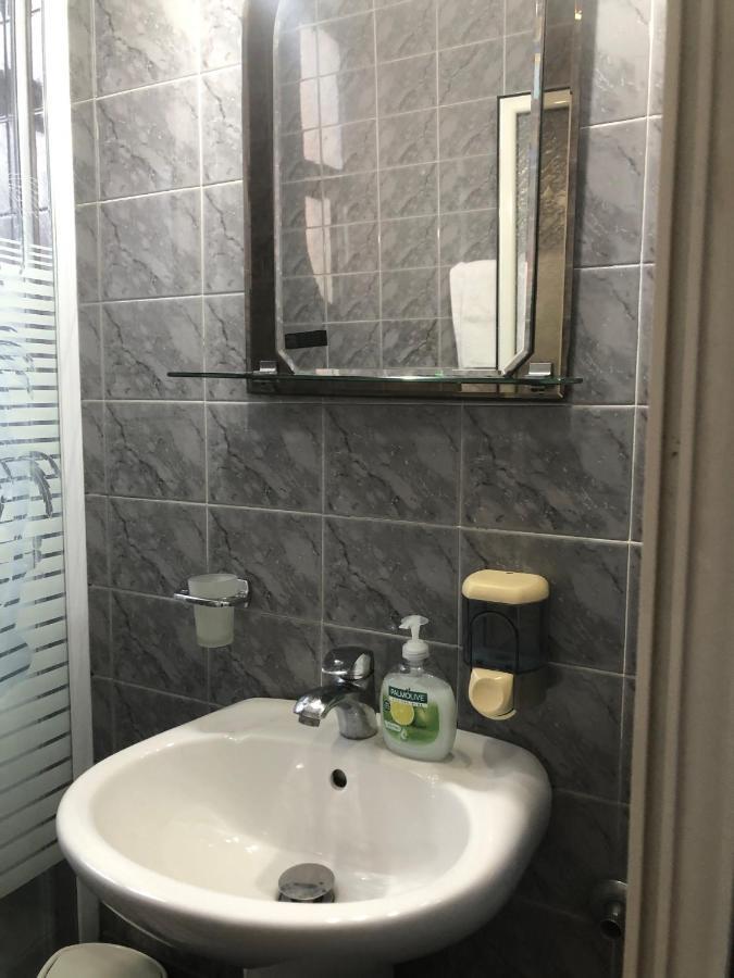 Villa Pepeto Durres Albania Bagian luar foto