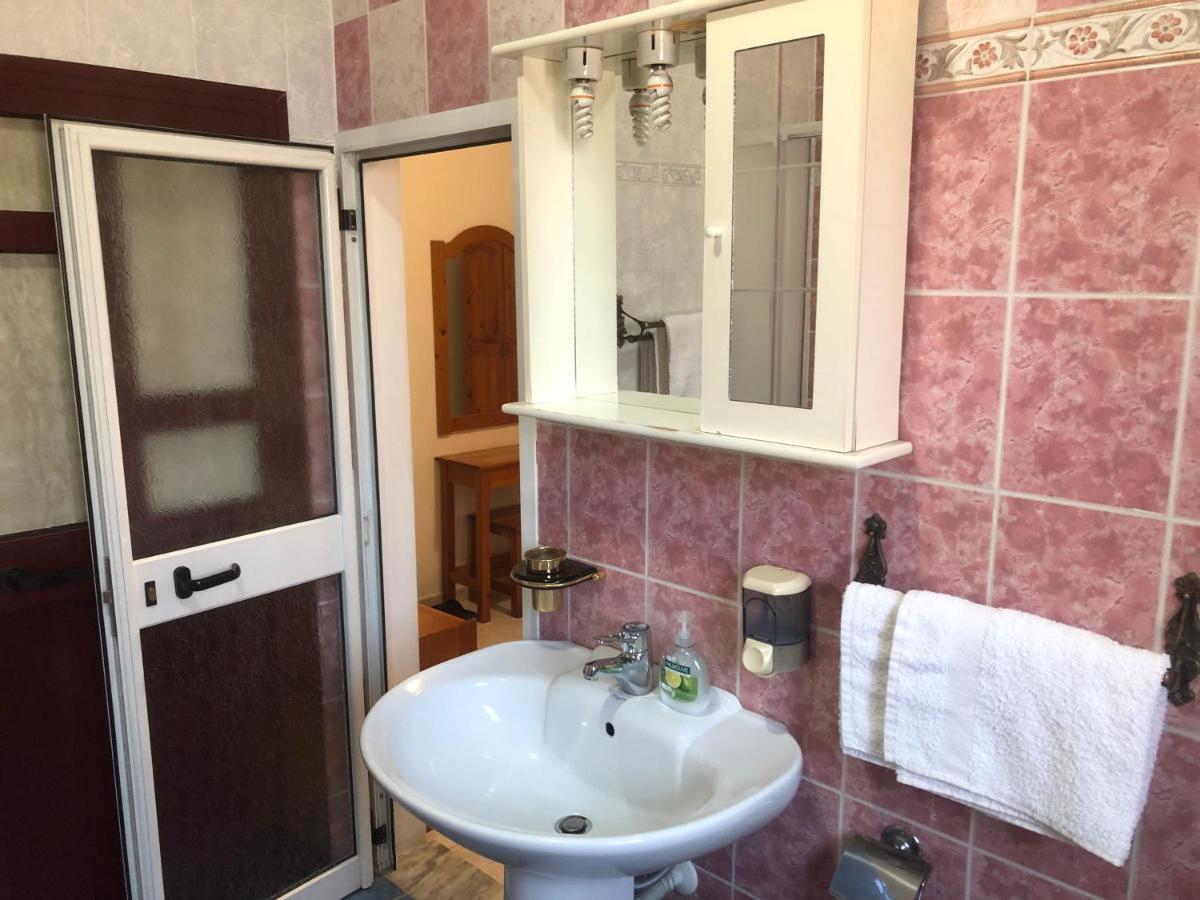 Villa Pepeto Durres Albania Bagian luar foto