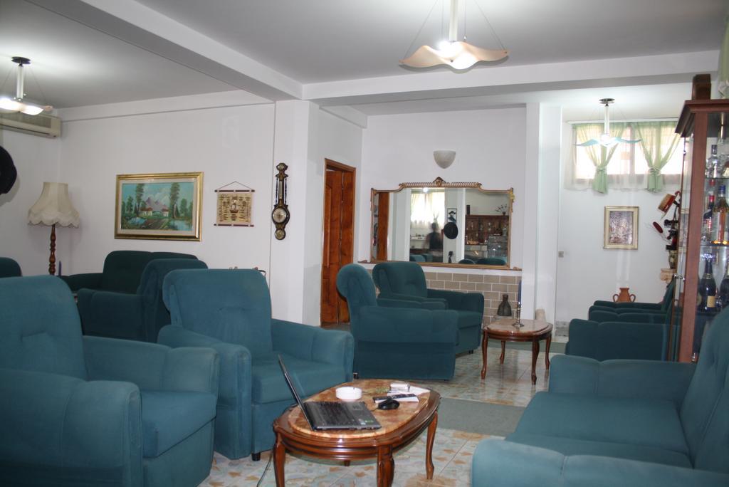 Villa Pepeto Durres Albania Bagian luar foto